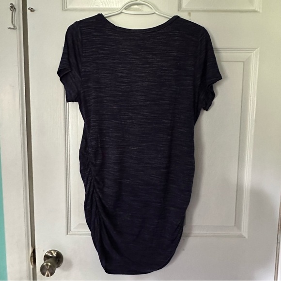 Motherhood Maternity V Neck Navy Short Sleeve Tee Size Medium - Picture 4 of 5